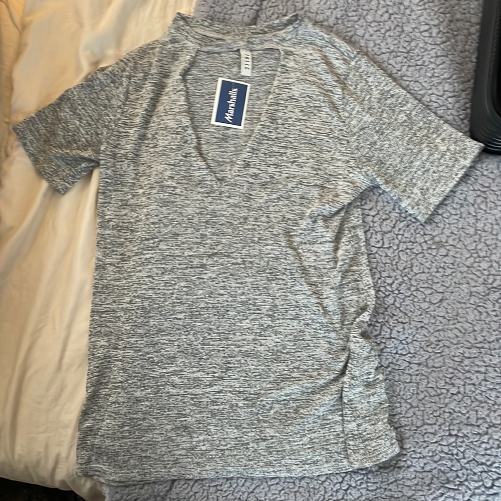 Jolie V cut out t-shirt. 1/3 sleeves, brand new. Color: black, white & gray.